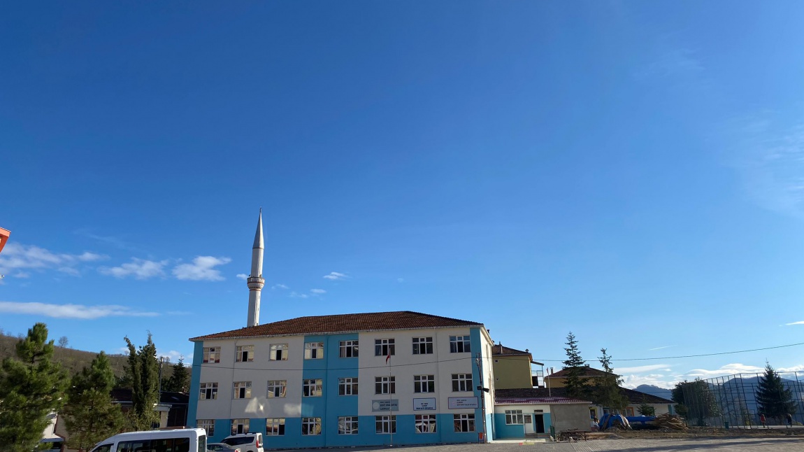 Alankent Şehit Murat Yazlak Ortaokulu Fotoğrafı